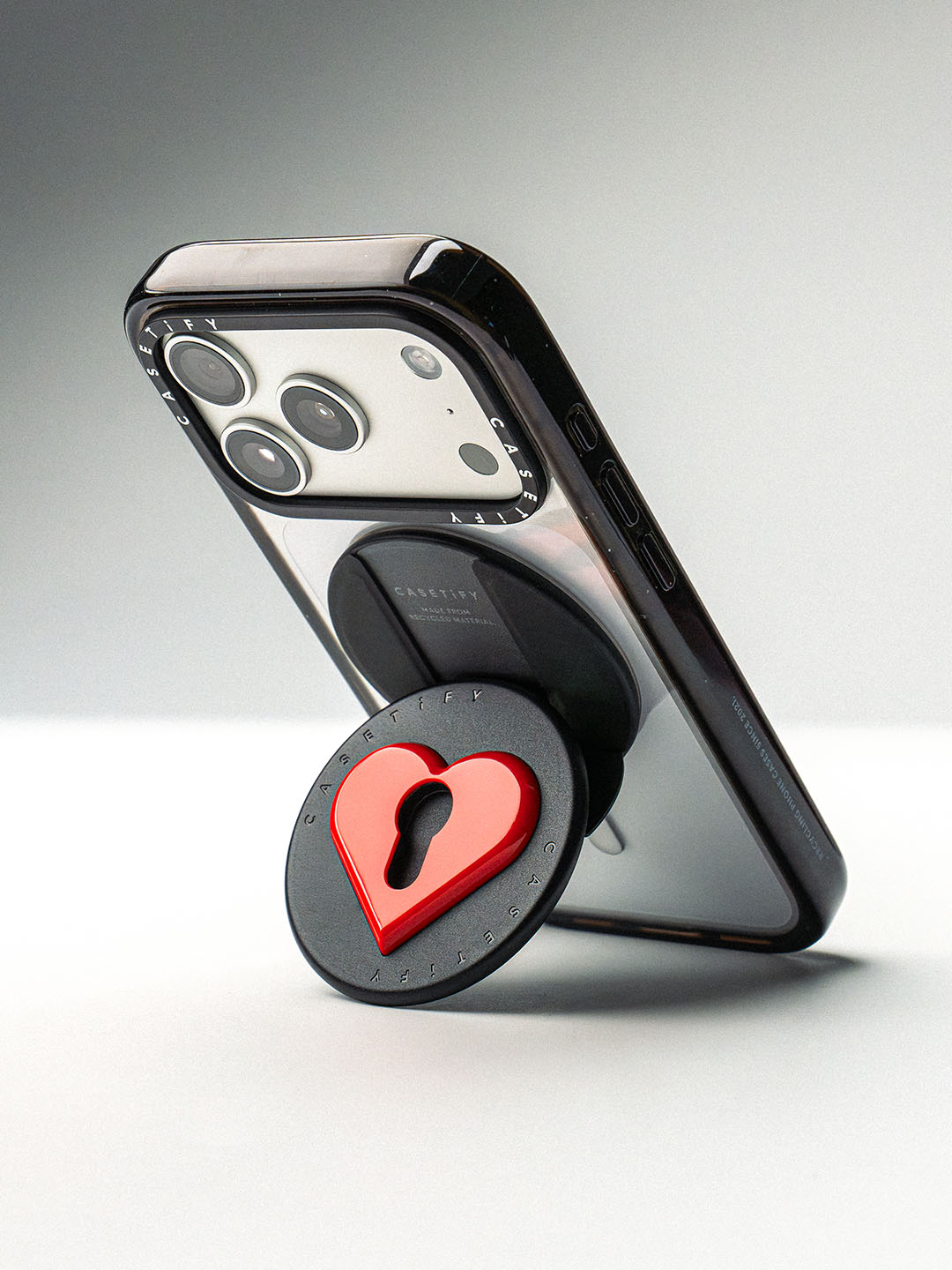 Snap, Grip, or Stand