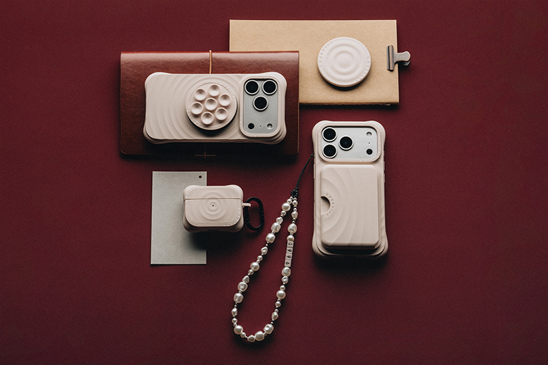 Essential by CASETiFY (Elsa)