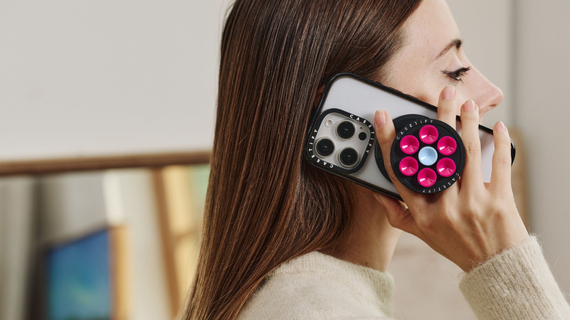 Casetify รุ่น Snappy Snap Stick Grip Stand - ขาตั้งและตัวดูด - สี Blue Bloom