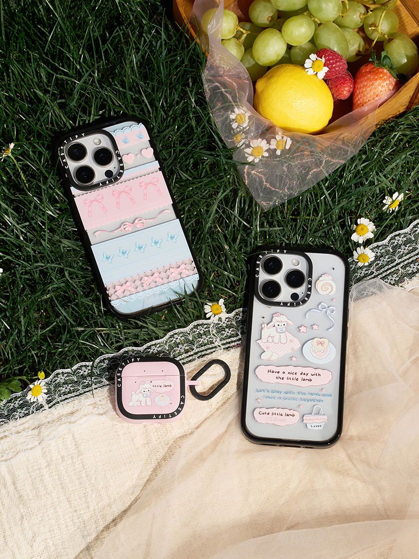 Clear Magnetic Galaxy Z Flip7 Case - Let Your Mind Wander