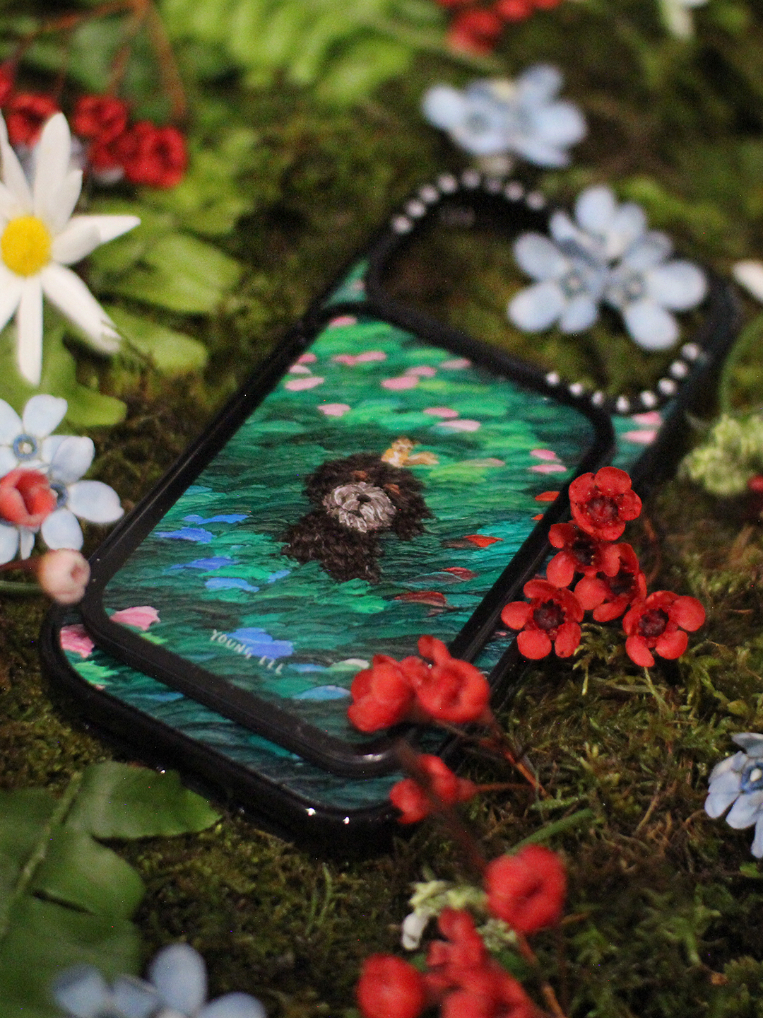 CASETiFY ARTiSTS Presents: Young Lee