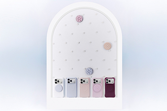 Essential by CASETiFY (Elsa)