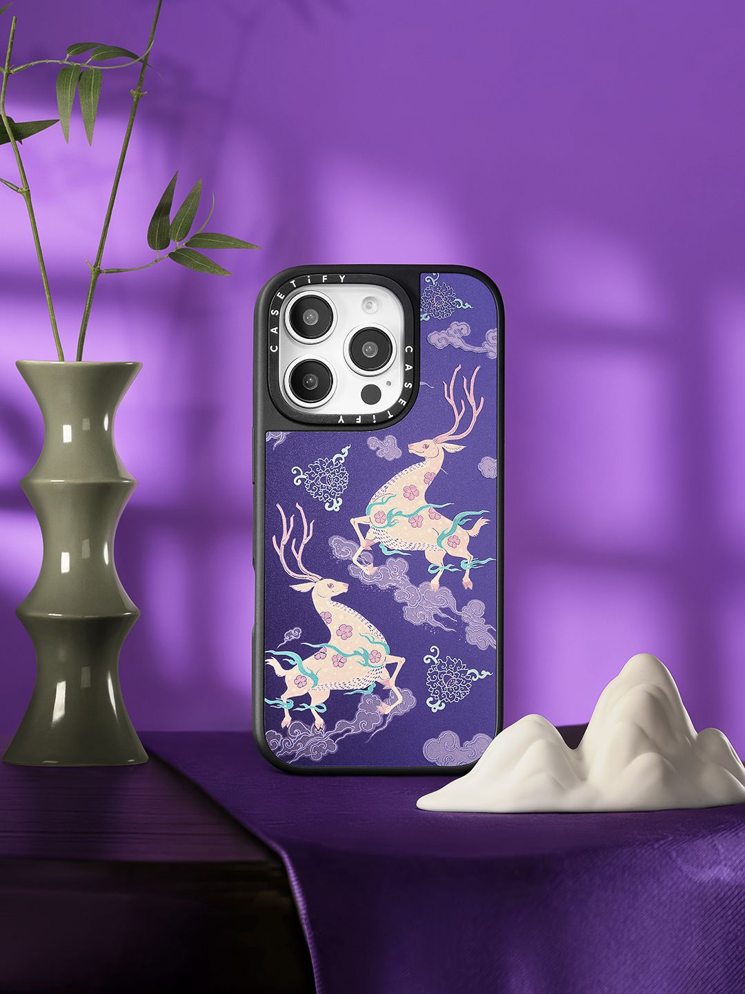 Auspicious Creatures Bring Felicity